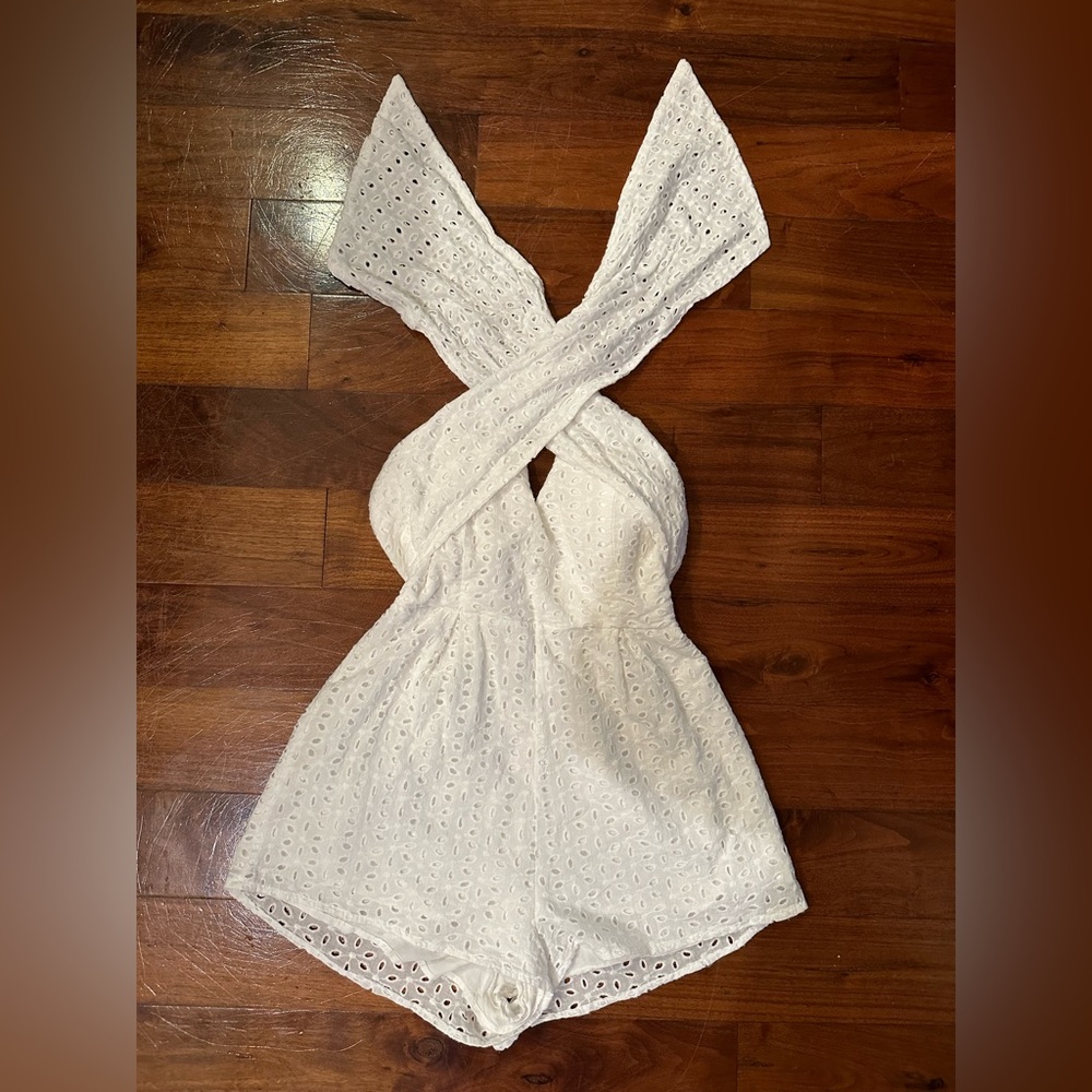 Do + Be - White Tie Front Romper - S